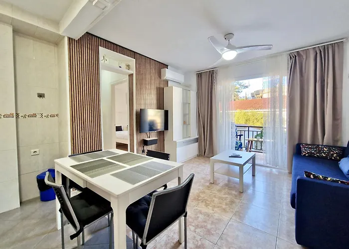 Sr Mediterraneo 1 Bdr Playa De La Carihuela * Torremolinos