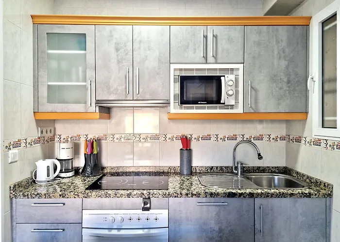 Апартаменты Sr Mediterraneo 1 Bdr Playa De La Carihuela *