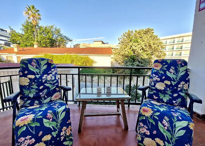Sr Mediterraneo 1 Bdr Playa De La Carihuela Апартаменты Торремолинос